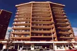 Amalia Μπένιντορμ